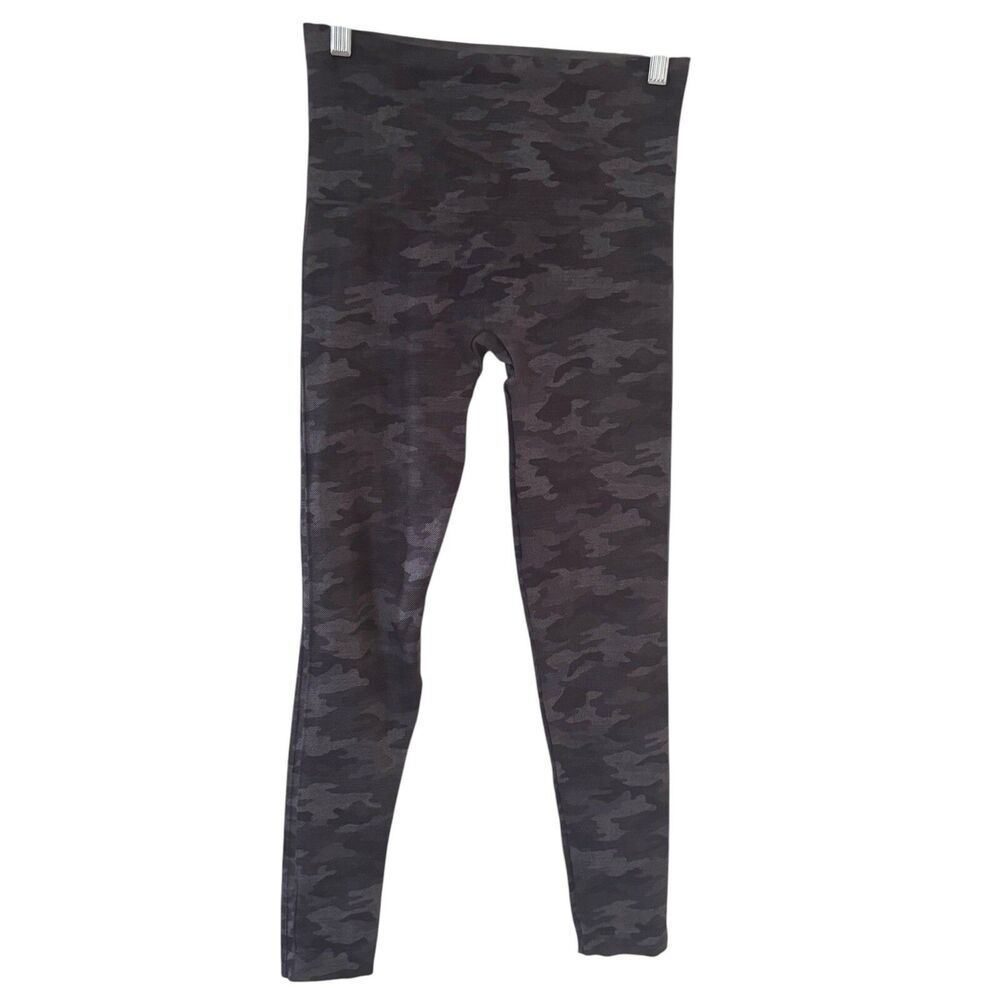 Spanx Look at Me Now Seamless Leggings Women M Black Camo FL3515 Athleisure Yoga